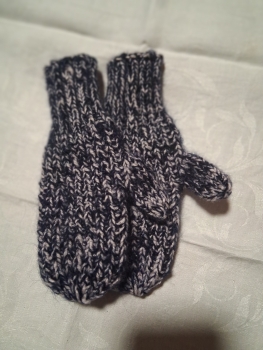 Handschuhe grau weiß